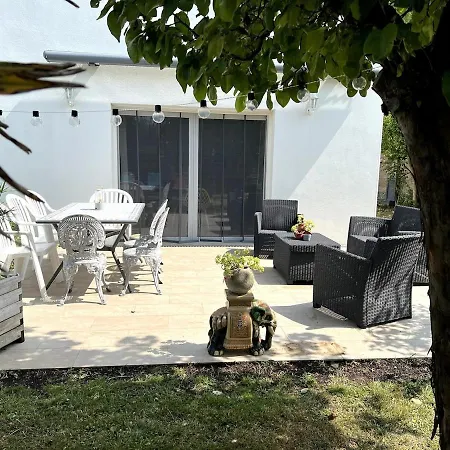 Villa L'olivier De Lara *